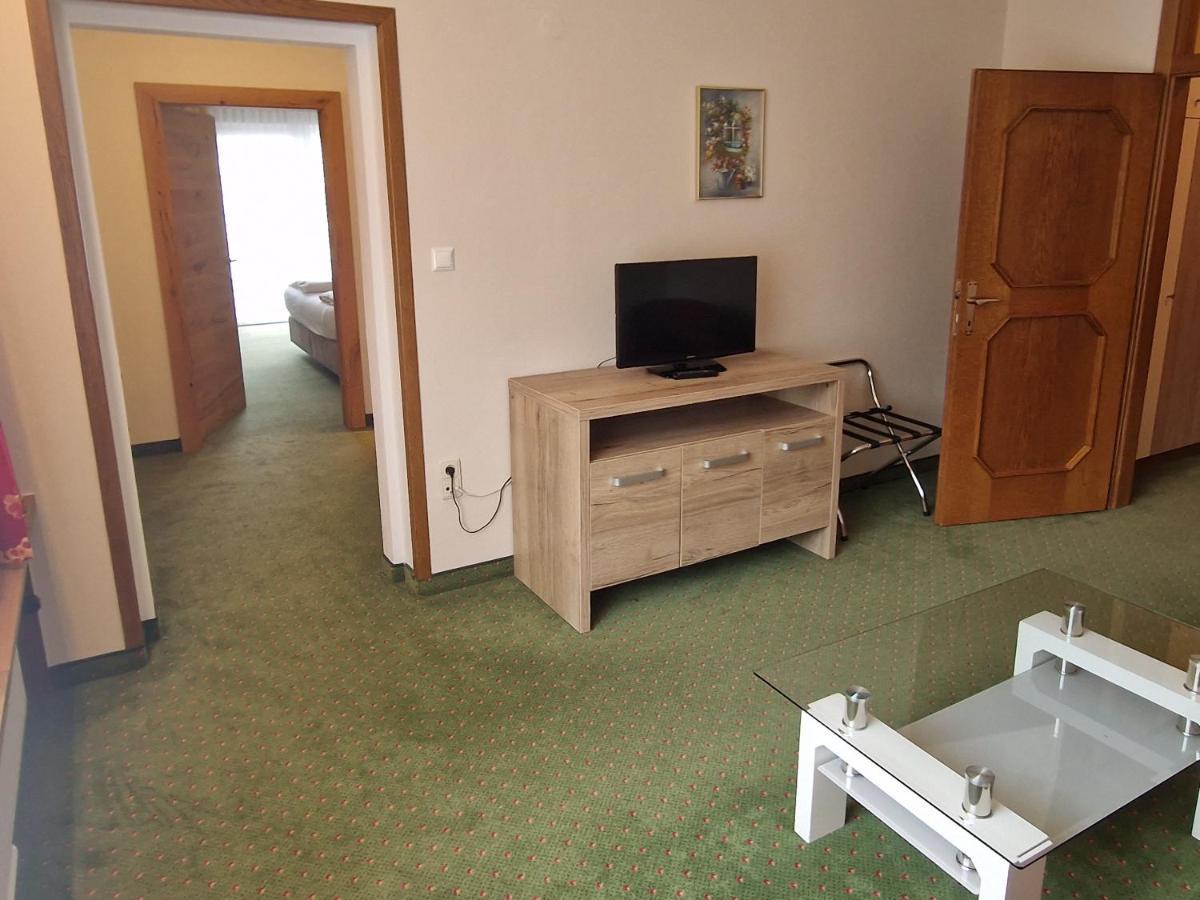 Kolmhof Hotel Bad Kleinkirchheim Bagian luar foto