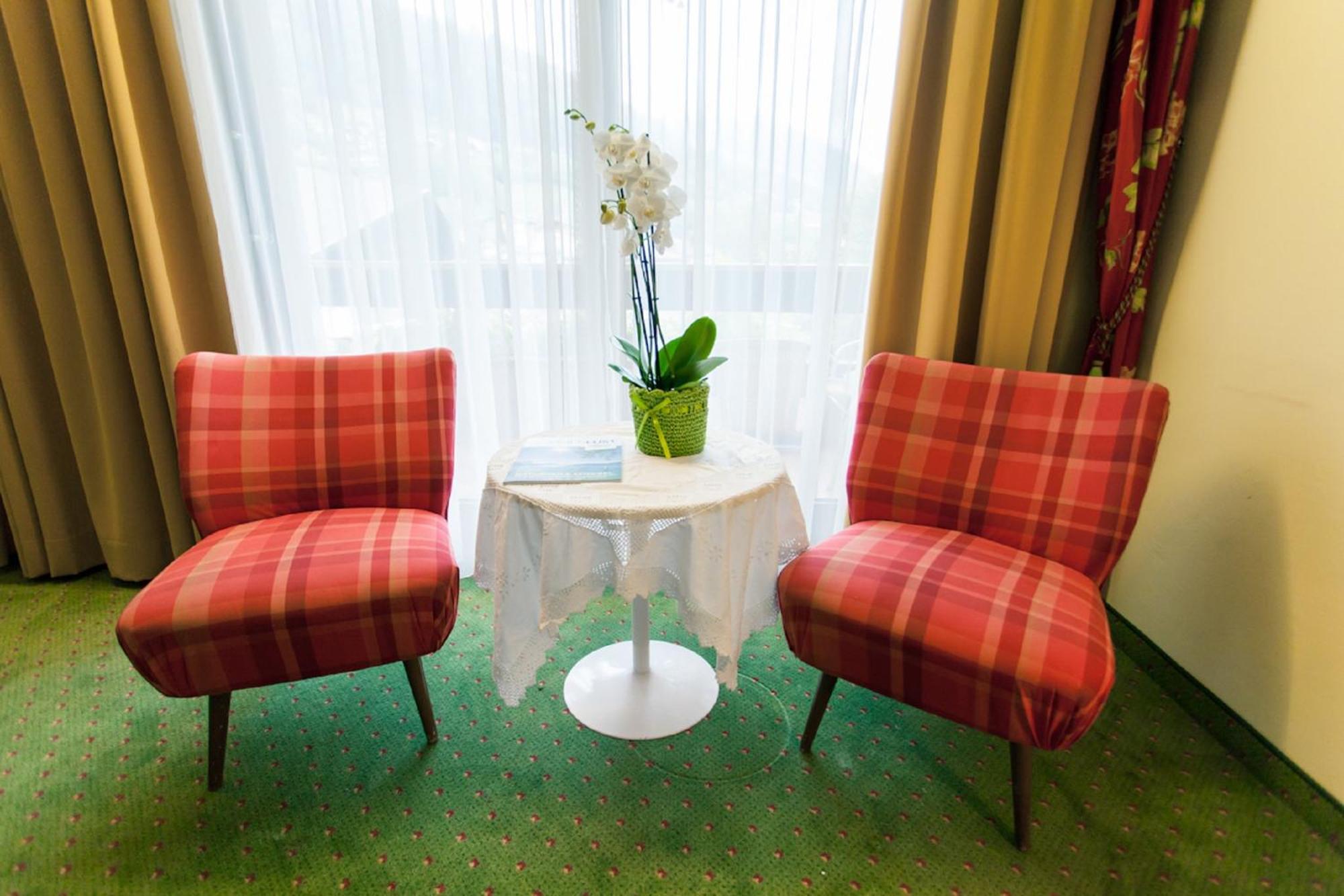 Kolmhof Hotel Bad Kleinkirchheim Bagian luar foto