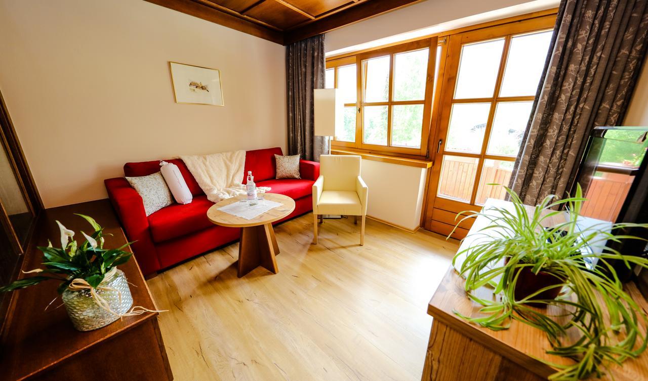 Kolmhof Hotel Bad Kleinkirchheim Bagian luar foto